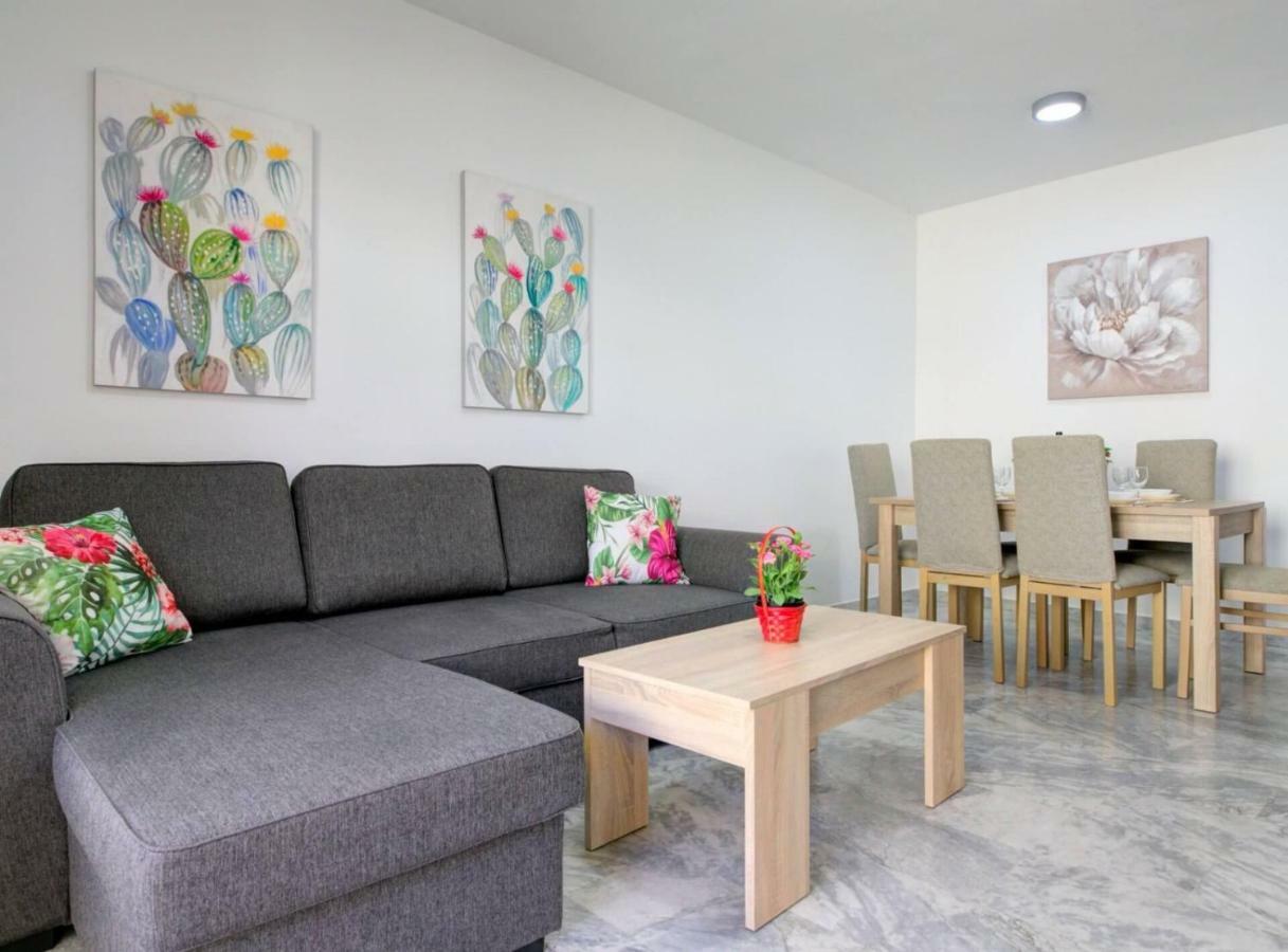 Apartamento Vinuela Fuengirola Luaran gambar